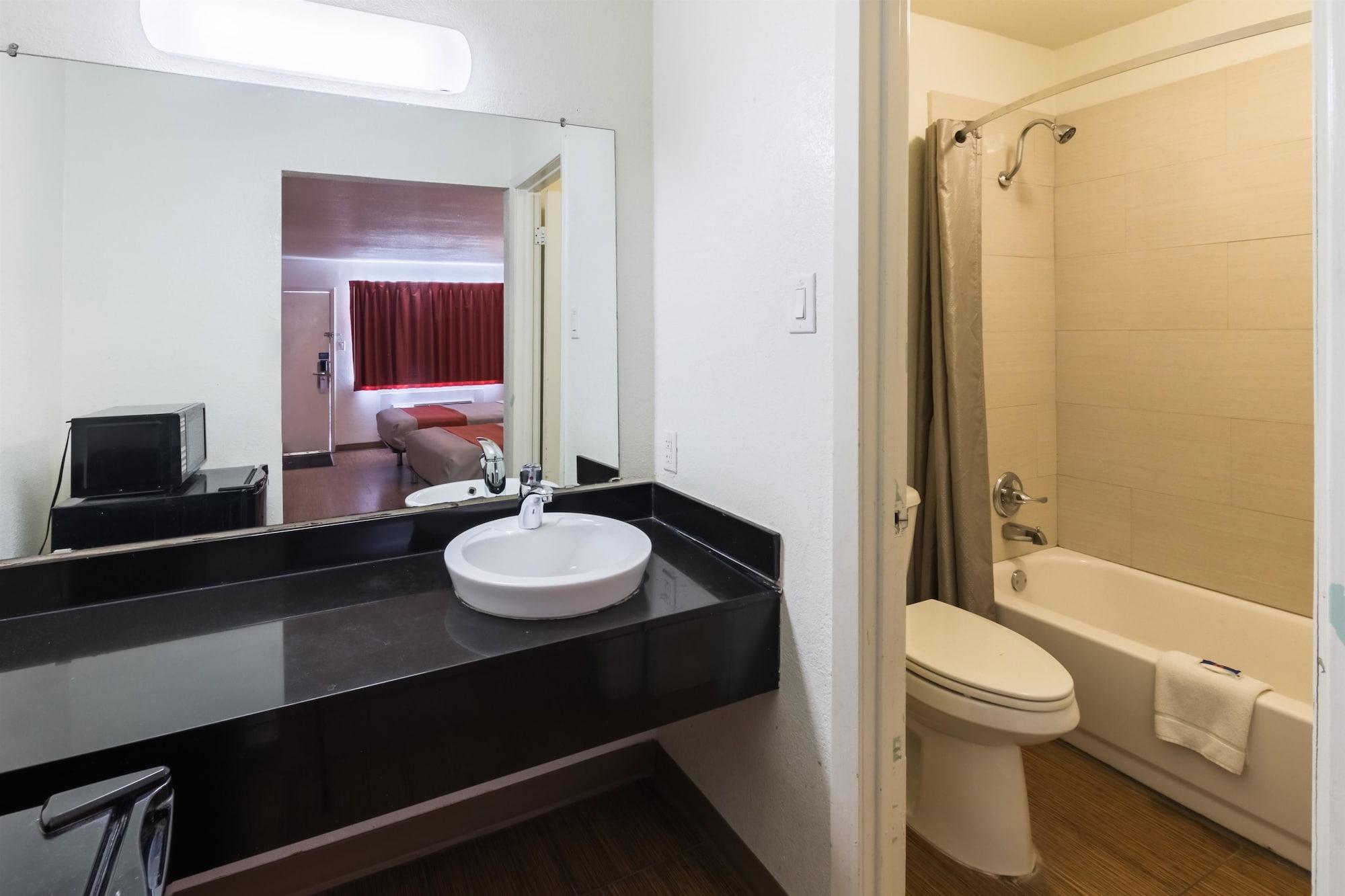 Hotel 6-stephenville, Tx