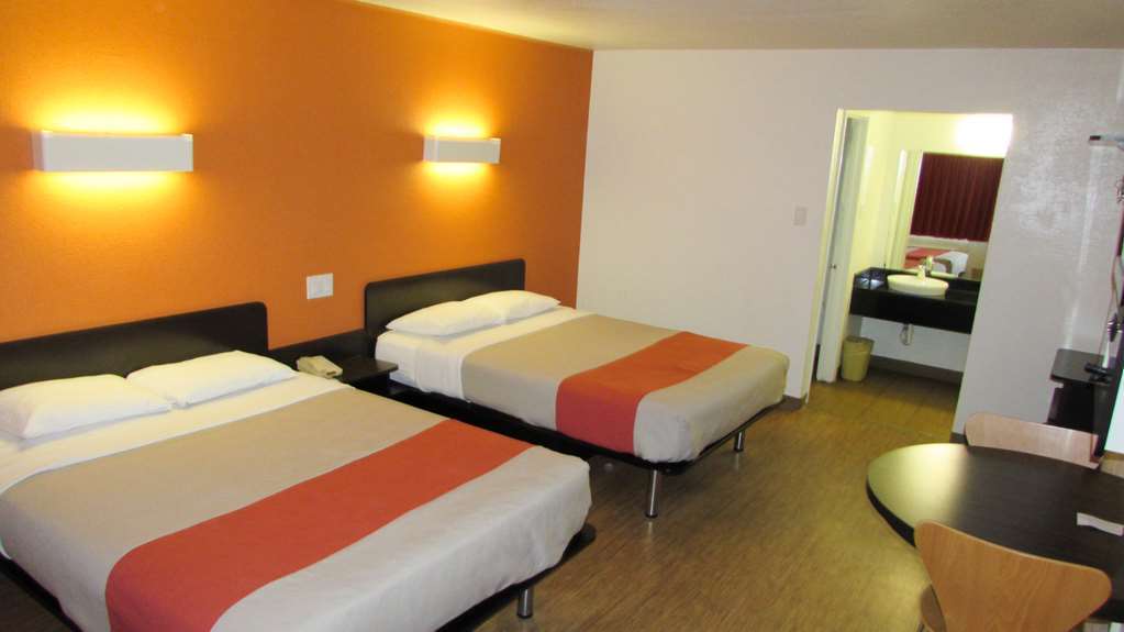 Hotel 6-stephenville, Tx